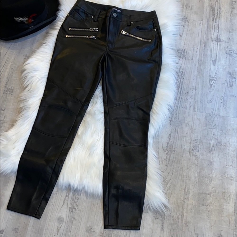 🖤🖤Nasty Gal Faux Leather Jeans🖤🖤